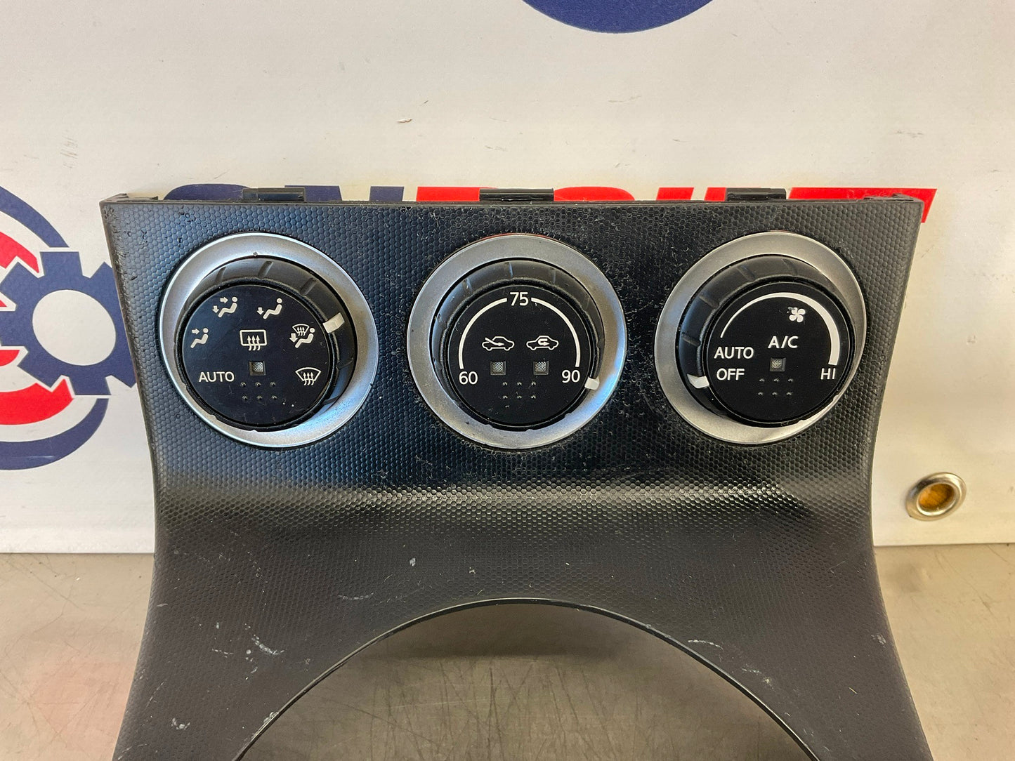 2005 Nissan 350Z Automatic Shift Bezel AC Climate Controls 96941 OEM 25BAEDA - On Point Parts Inc