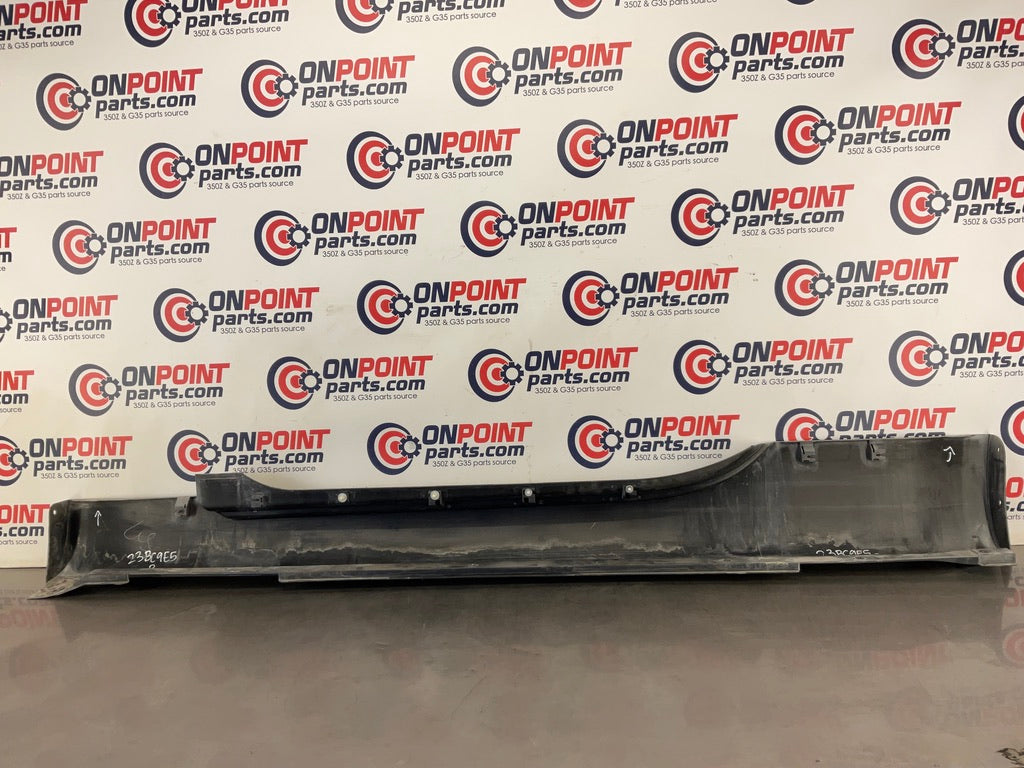 2006 Nissan 350Z Passenger Right Rocker Panel Side Skirt OEM 23BC9E5 - On Point Parts Inc