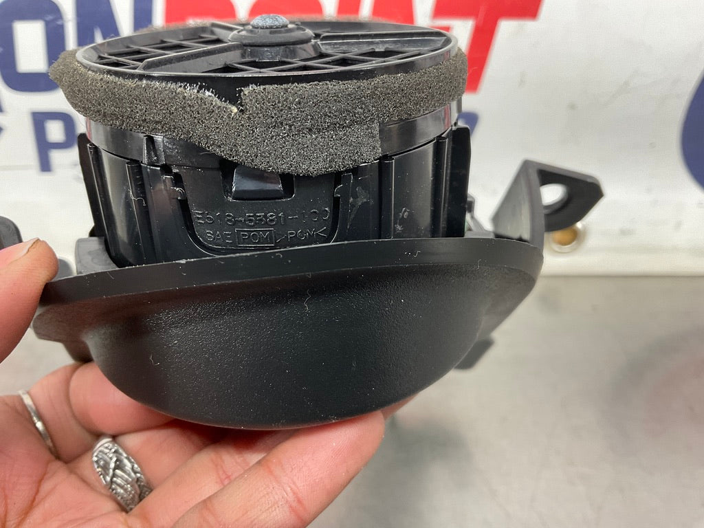 2010 Nissan 370Z Passenger Right Door Vent 80972 OEM 24BBBDE - On Point Parts Inc