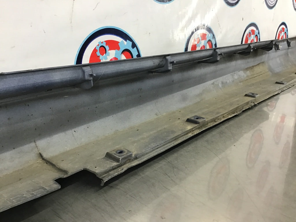 2007 Infiniti G35 Passenger Right Rocker Panel Side Skirt OEM 14BHMC5 - On Point Parts Inc