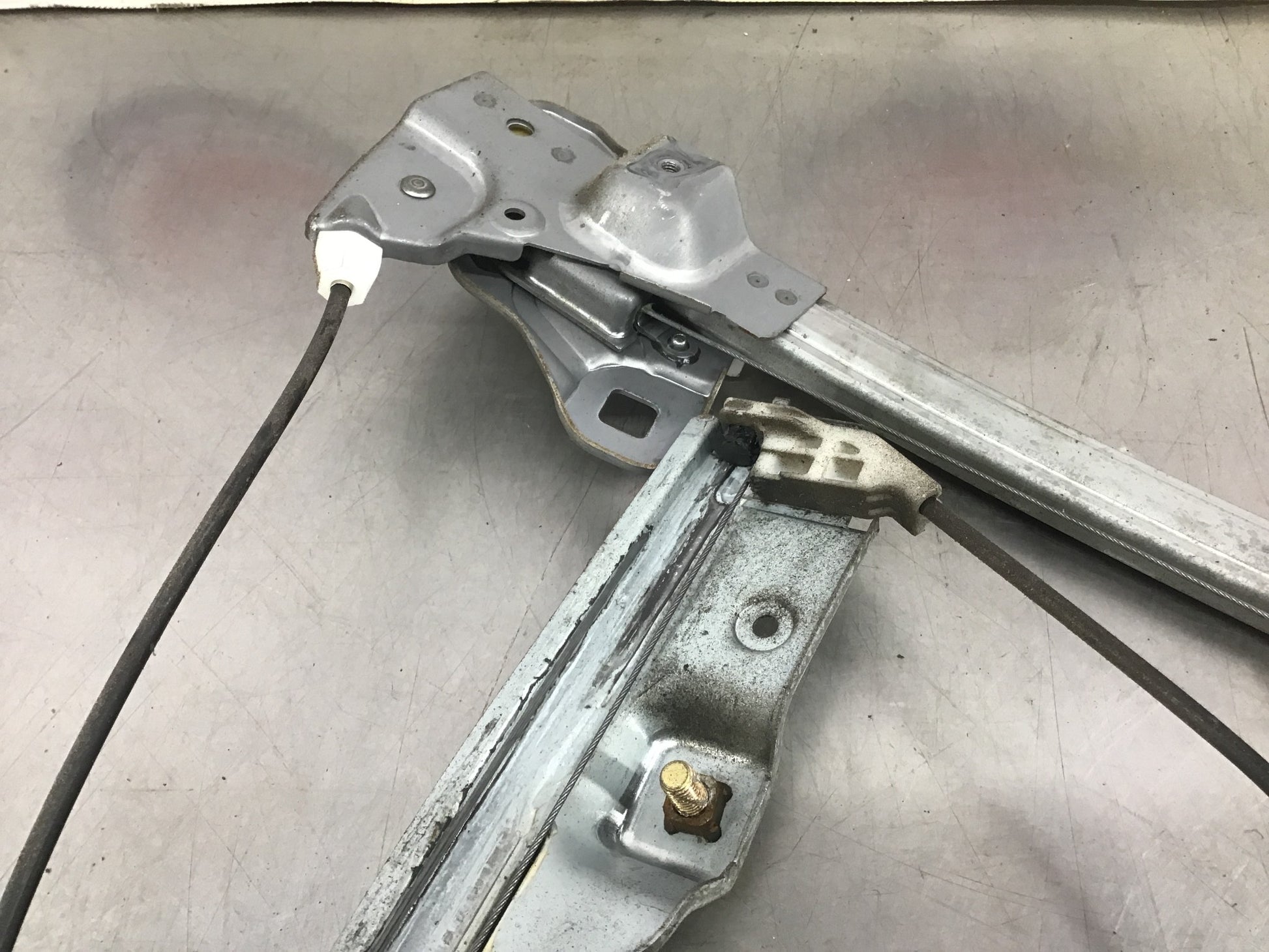 2004 Nissan 350Z Passenger Right Window Regulator Motor OEM 22BC6DE - On Point Parts Inc