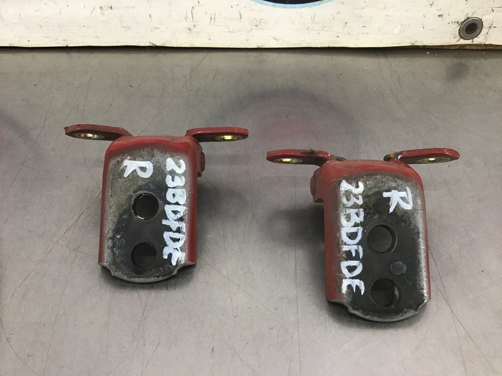 2007 Infiniti G35 Passenger Right Door Hinges OEM 23BDFDE - On Point Parts Inc