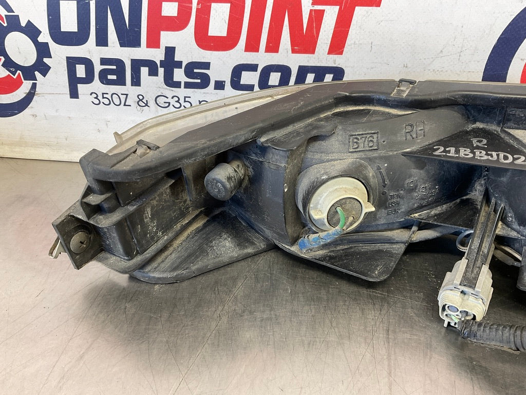 2006 Nissan 350Z Passenger Right Rear Bumper Turn Signal OEM 21BBJD2 - On Point Parts Inc