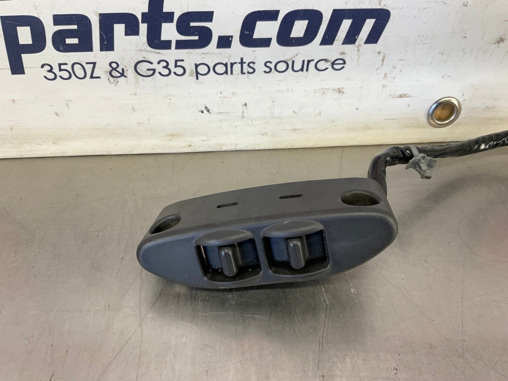 2006 Nissan 350Z Driver Left Seat Switches 87066 OEM 21BBJDA - On Point Parts Inc