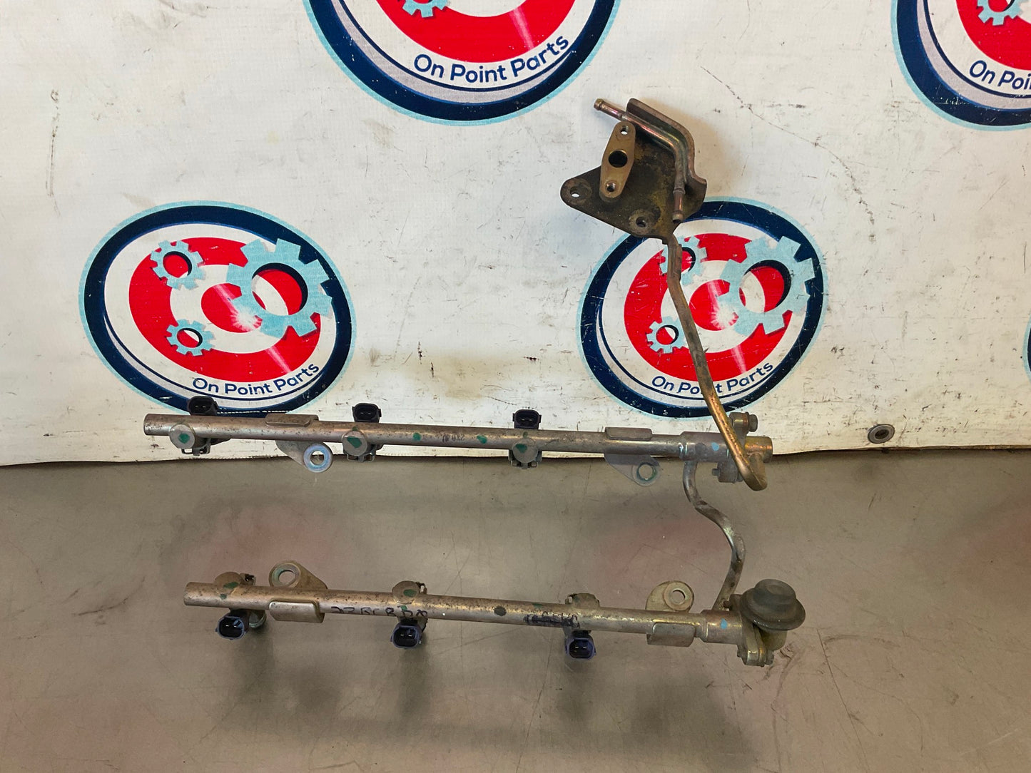 2012 Infiniti G37 VQ37VHR Engine Fuel Rail with Injectors OEM 23BCBD0 - On Point Parts Inc