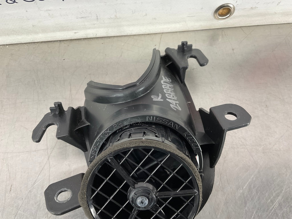 2010 Nissan 370Z Passenger Right Door Vent 80972 OEM 24BBBDE - On Point Parts Inc
