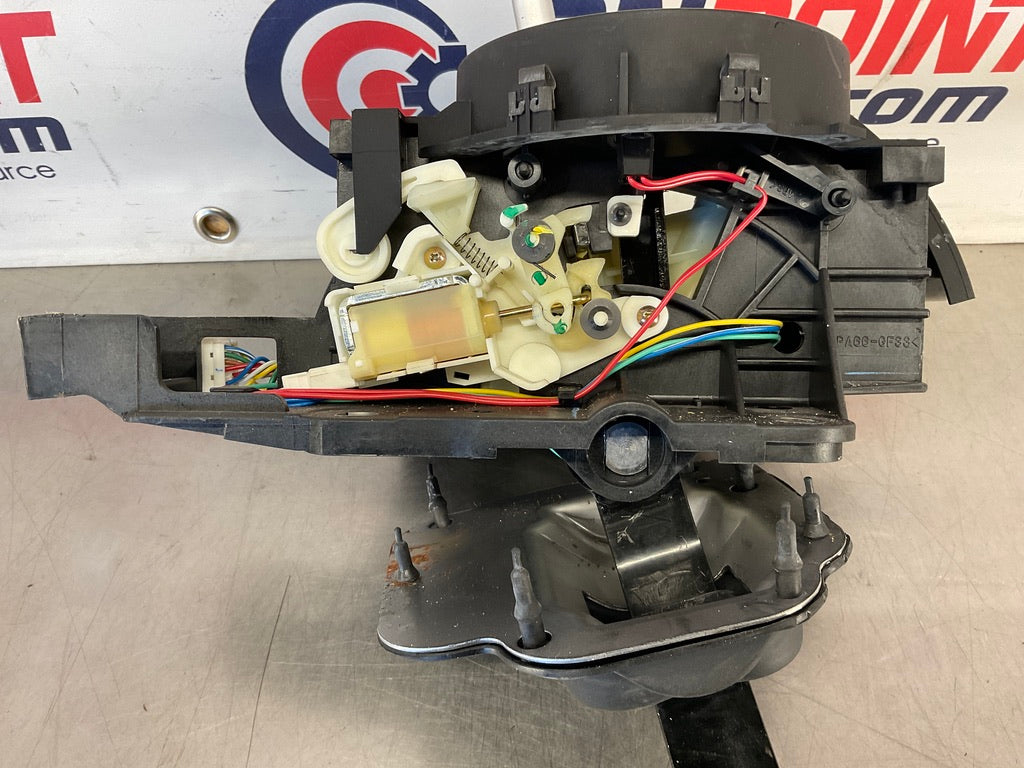 2005 Nissan 350Z Automatic Gear Shifter Selector Assembly 96940 OEM 25BAEDC - On Point Parts Inc
