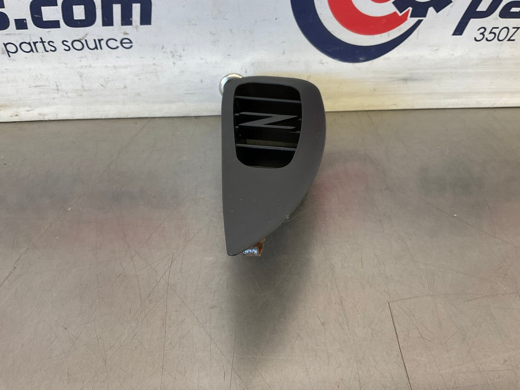 2003 Nissan 350Z Passenger Right Z Dash Vent 68420 OEM 14BBGDE - On Point Parts Inc