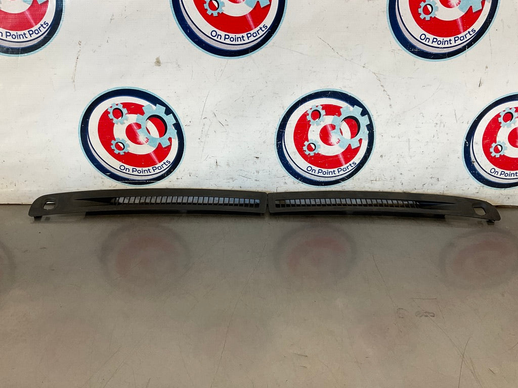 2007 Infiniti G35 Interior Windshield Defrost Vent Trim OEM 23BDFDC - On Point Parts Inc