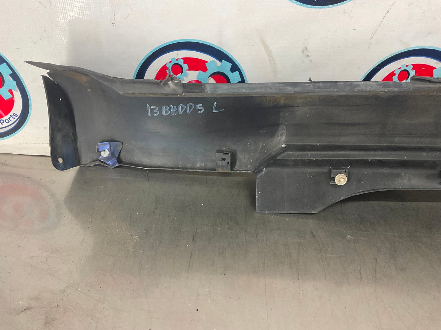 2004 Nissan 350Z Driver Left Rocker Panel Side Skirt OEM 13BHDD5 - On Point Parts Inc