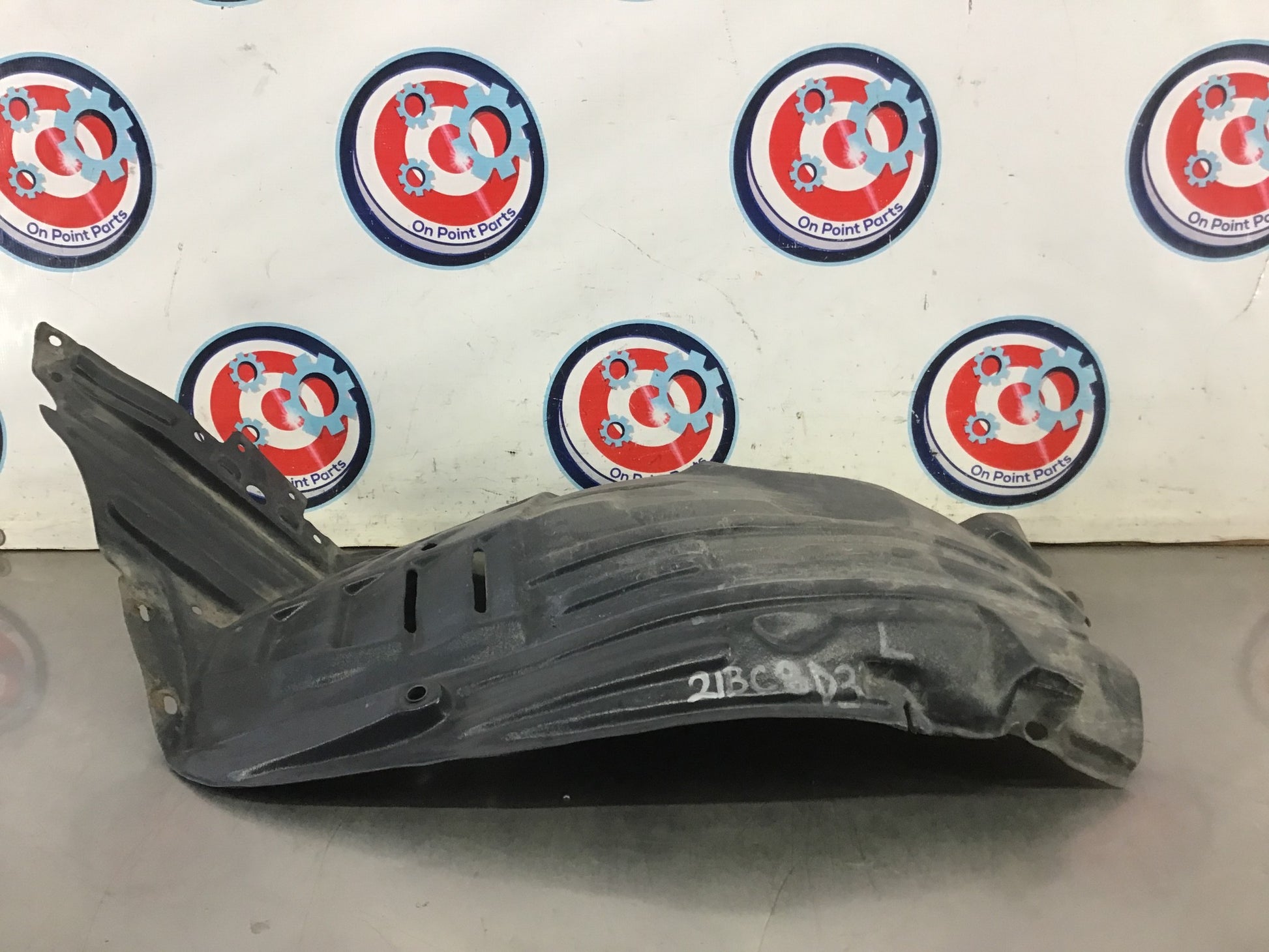 2004 Nissan 350Z Driver Left Front Fender Liner 21BC8D3 - On Point Parts Inc