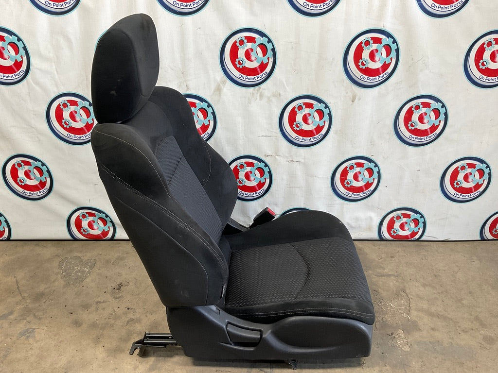 2007 Nissan 350Z Passenger Right Manual Cloth Seat OEM 15BI8D9 - On Point Parts Inc
