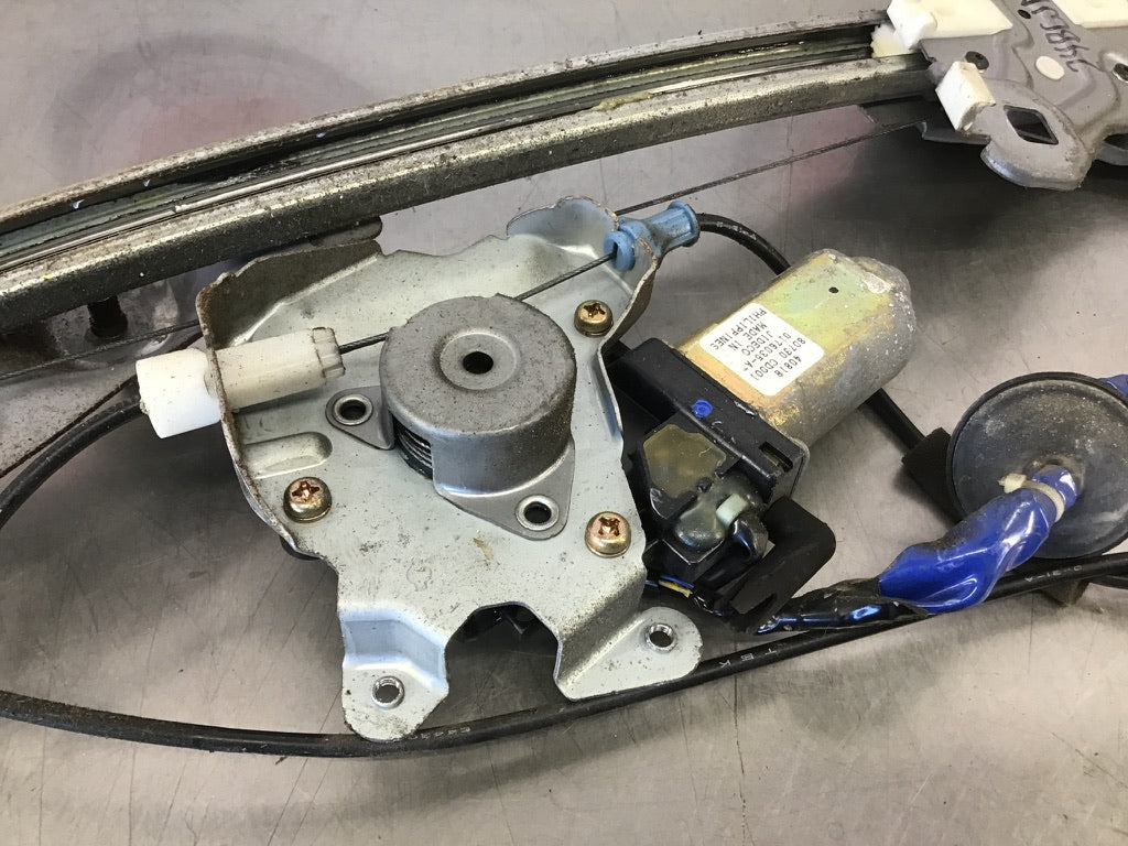 2005 Nissan 350Z Passenger Right Window Regulator Motor 80730 OEM 24BCJDE - On Point Parts Inc