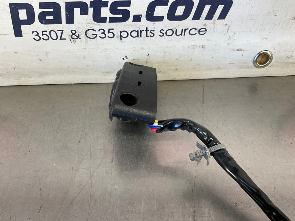 2006 Nissan 350Z Driver Left Seat Switches 87066 OEM 21BBJDA - On Point Parts Inc