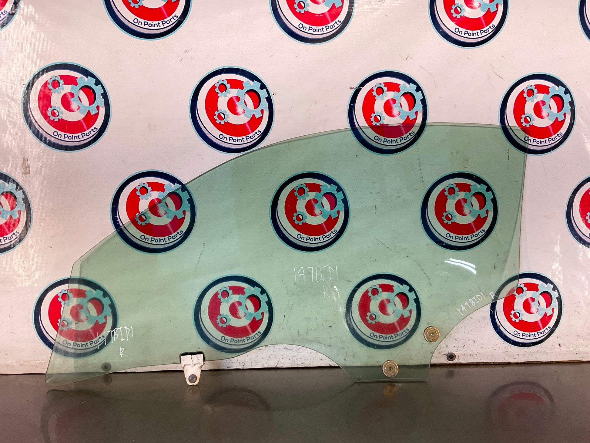 2005 Infiniti G35 Passenger Right Window Glass OEM 14BI7D1 - On Point Parts Inc