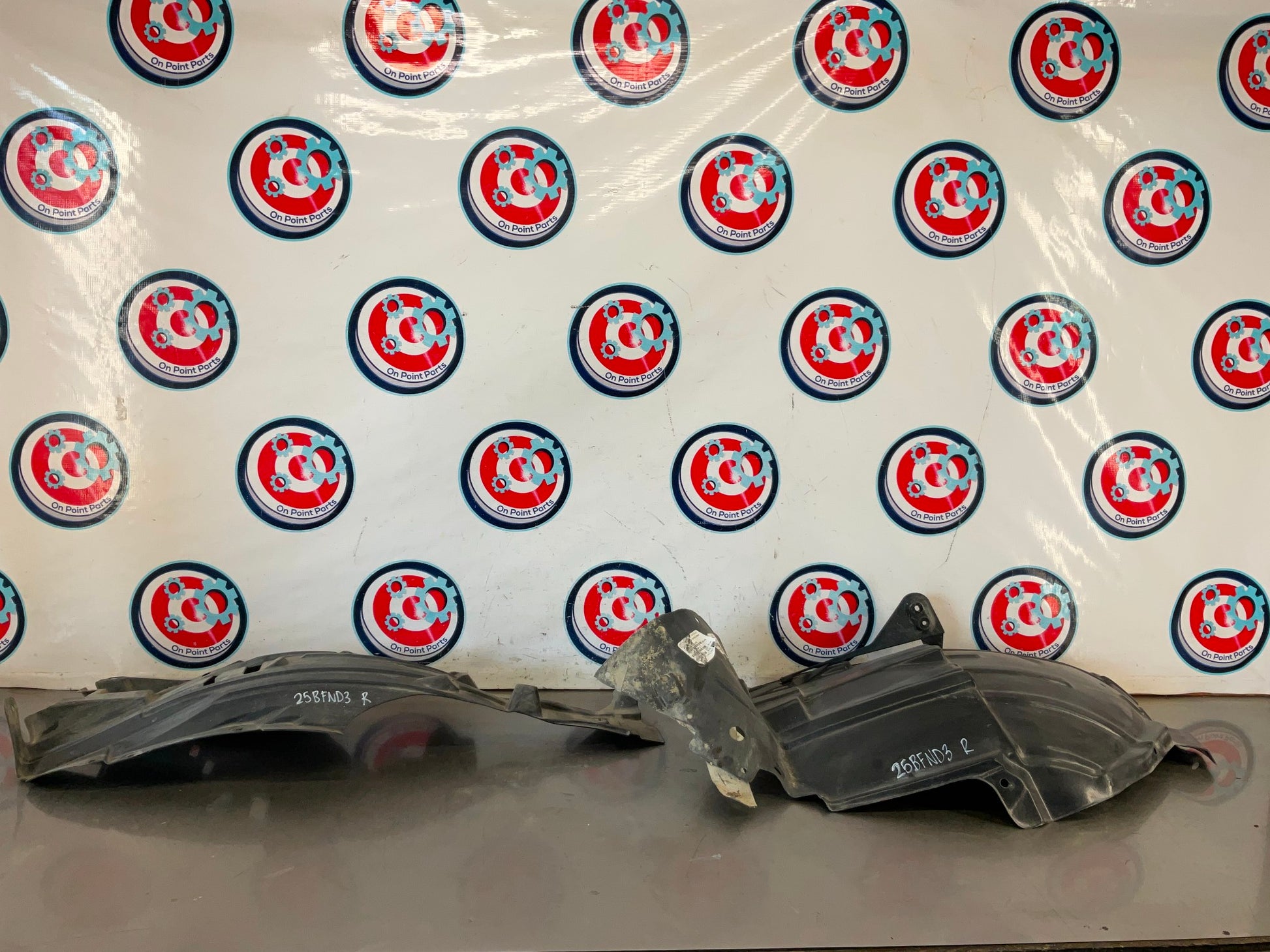 2004 Infiniti G35 Passenger Right Inner Fender LIners Splash Guard OEM 25BFND3 - On Point Parts Inc