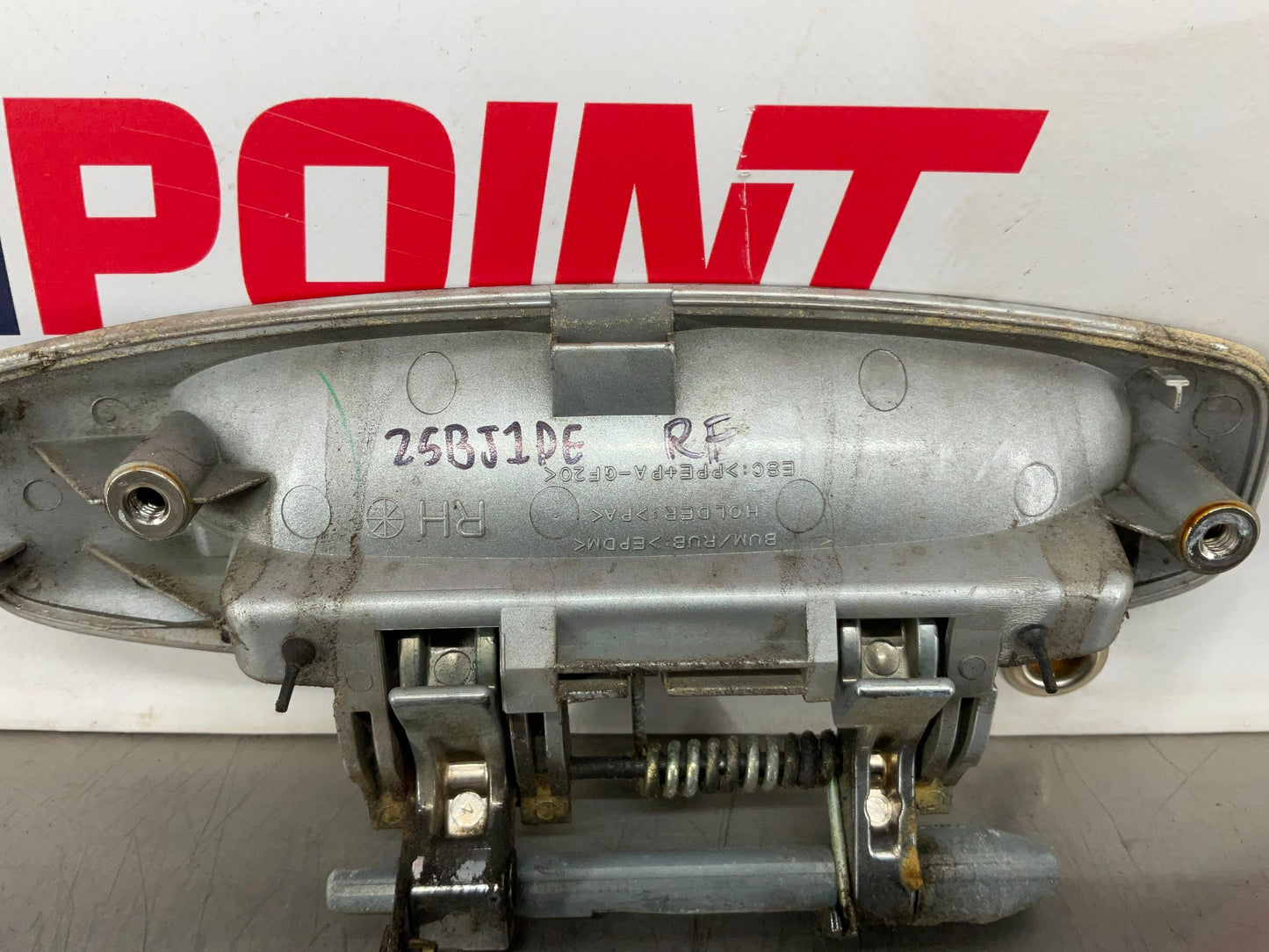 2006 Infiniti G35 Sedan Passenger Right Front Exterior Door Handle OEM 25BJ1DE - On Point Parts Inc