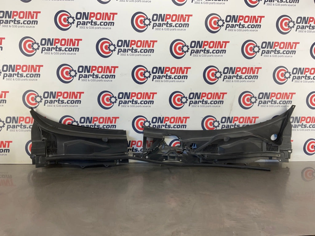 2012 Nissan 370Z Windshield Wiper Hood Cowl 66862 66863 OEM 24BDME3 - On Point Parts Inc