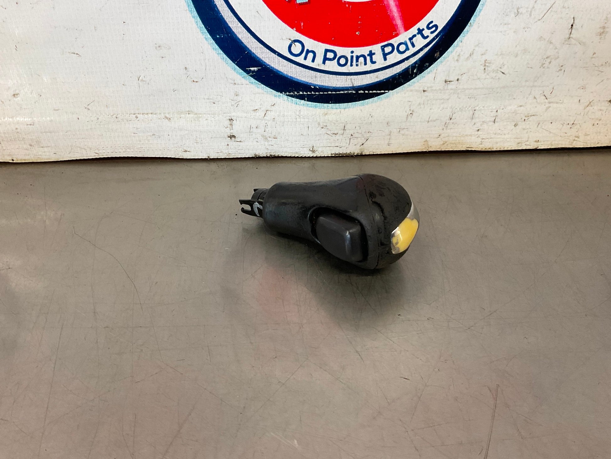 2010 Infiniti G37 Automatic Shift Knob OEM 22BHYDC - On Point Parts Inc
