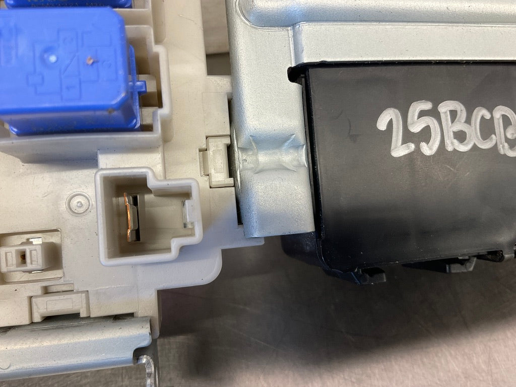 2007 Nissan 350Z BCM Body Control Module 284B1EV00A OEM 25BCBEC - On Point Parts Inc
