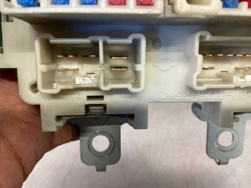 2003 Nissan 350Z Body Junction Fuse Relay Box 24350 OEM 14BBGDC - On Point Parts Inc