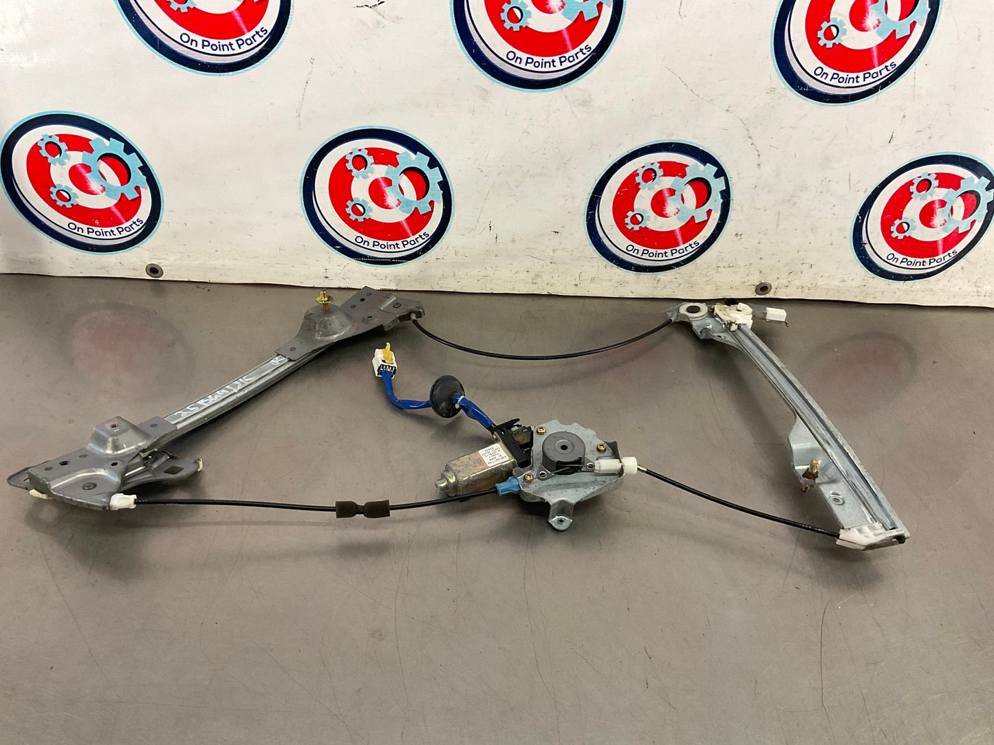 2006 Nissan 350Z Passenger Right Window Regulator Motor Assembly OEM 25BGGDK - On Point Parts Inc