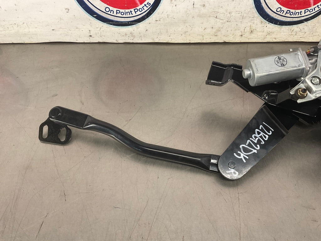 2004 Nissan 350Z Passenger Right Tonneau Cover Motor Lift Mechanism OEM 12BG2DE - On Point Parts Inc