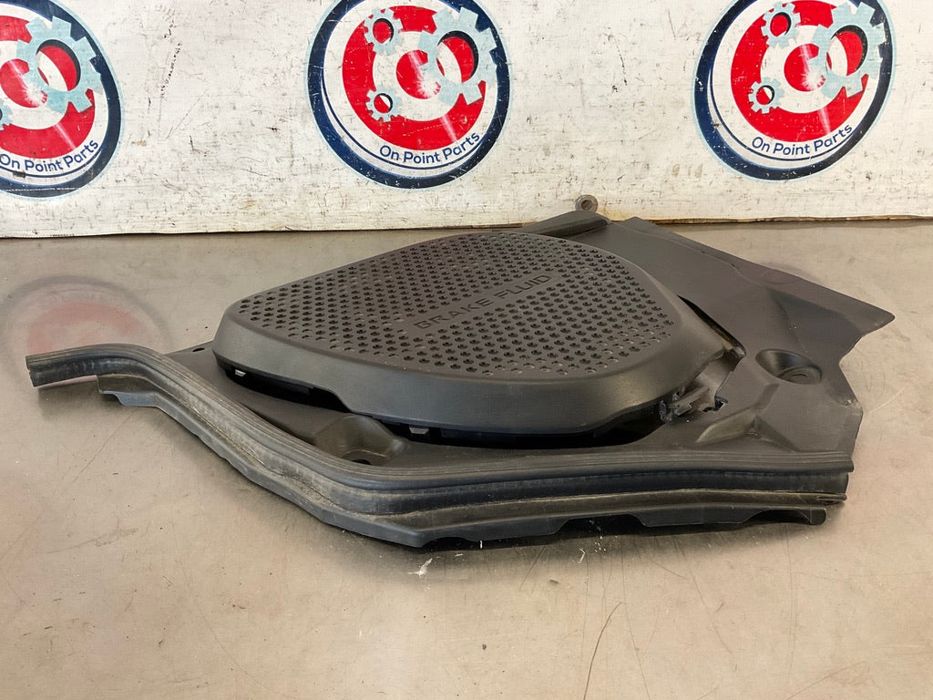 2006 Nissan 350Z Driver Left Front Brake Fluid Cover and Trim OEM 12BI3D3 - On Point Parts Inc