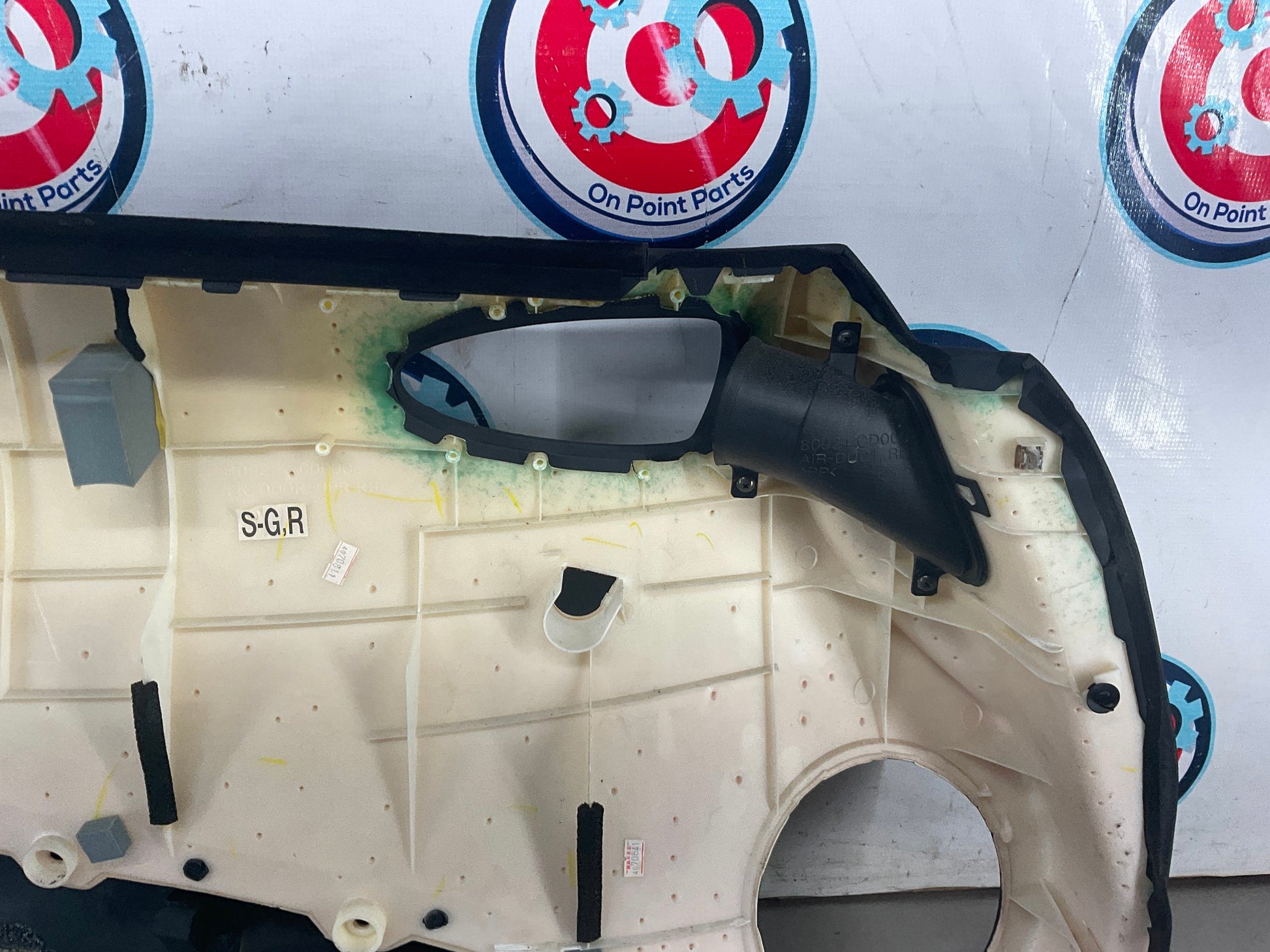 2004 Nissan 350Z Passenger Right Interior Door Panel OEM 12BG2D8 - On Point Parts Inc