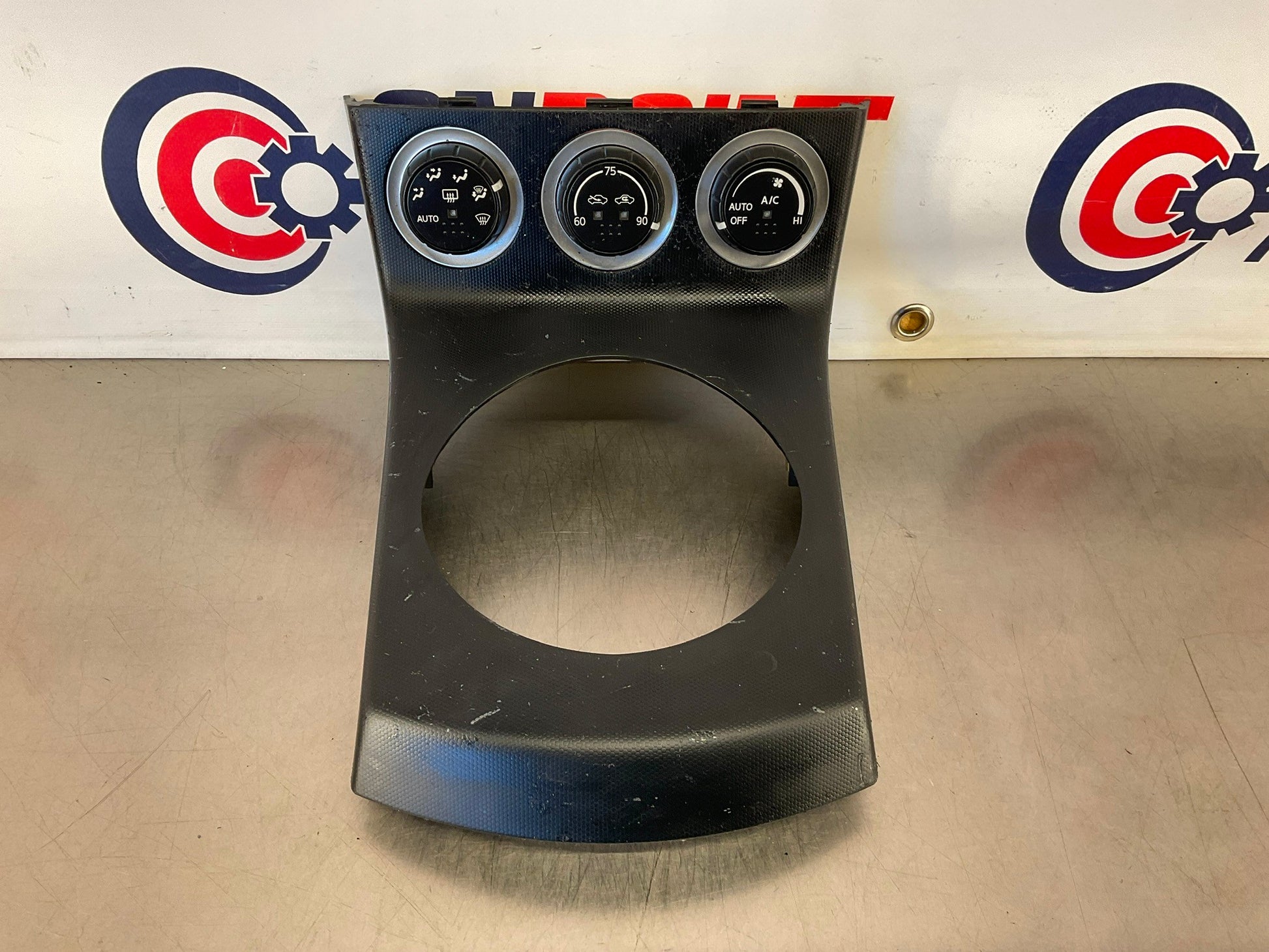 2005 Nissan 350Z Automatic Shift Bezel AC Climate Controls 96941 OEM 25BAEDA - On Point Parts Inc