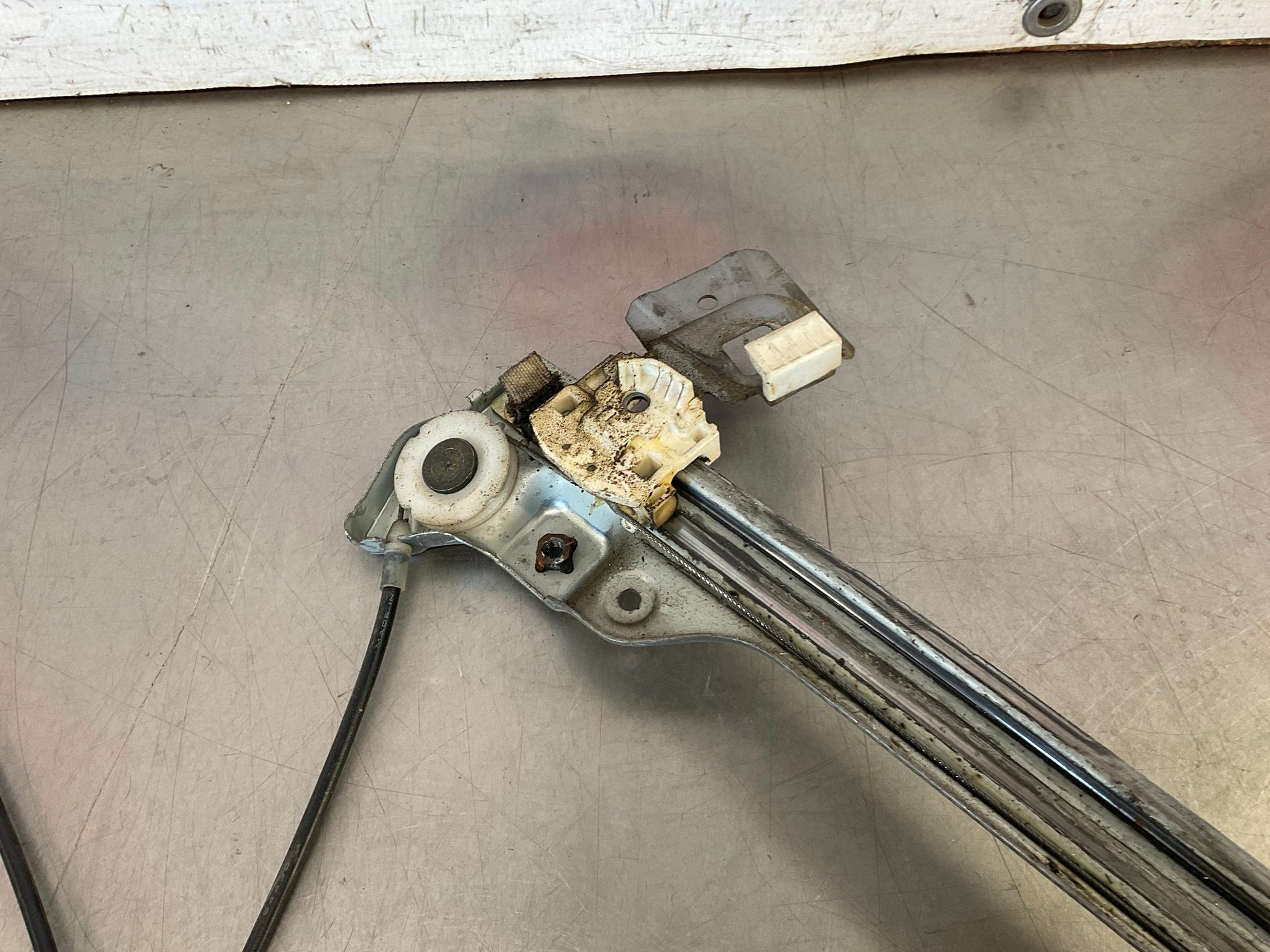 2003 Nissan 350Z Passenger Right Window Regulator Motor OEM 24BERDE - On Point Parts Inc