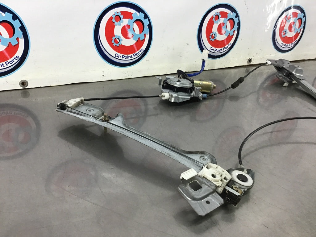 2006 Nissan 350Z Passenger Right Door Window Regulator Motor OEM 12BH5CE - On Point Parts Inc
