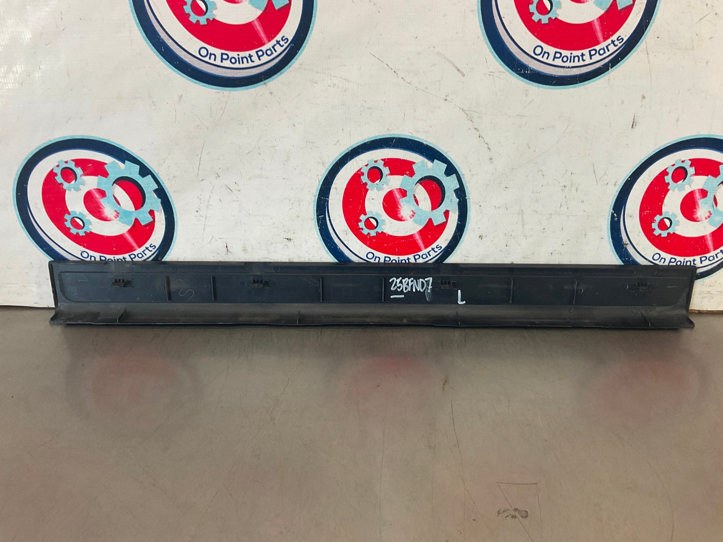 2004 Infiniti G35 Driver Left Door Threshold Kick Plate 76895 OEM 25BFND7 - On Point Parts Inc