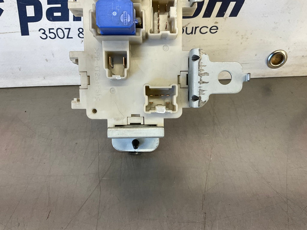 2003 Nissan 350Z Body Junction Fuse Relay Box 24350 OEM 14BBGDC - On Point Parts Inc