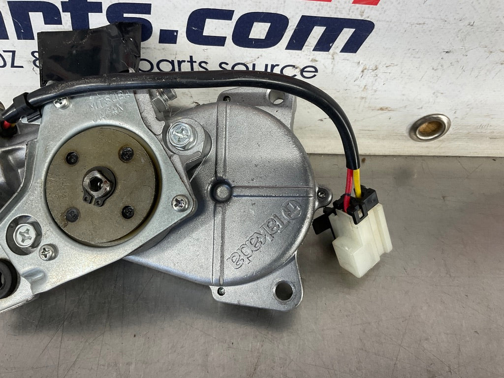 2007 Nissan 350Z Driver Left Convertible Tonneau Lift Motor OEM 21BBPDA - On Point Parts Inc