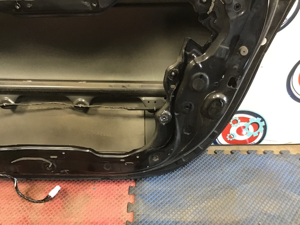 2004 Nissan 350Z Passenger Right Door Shell OEM 22BCPD1 - On Point Parts Inc