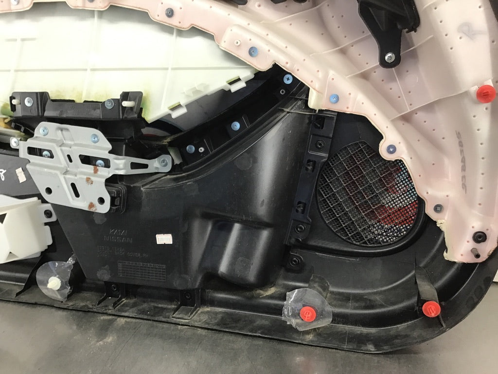 2014 Nissan 370Z Passenger Right Door Panel 80900 OEM 23BDSD8 - On Point Parts Inc