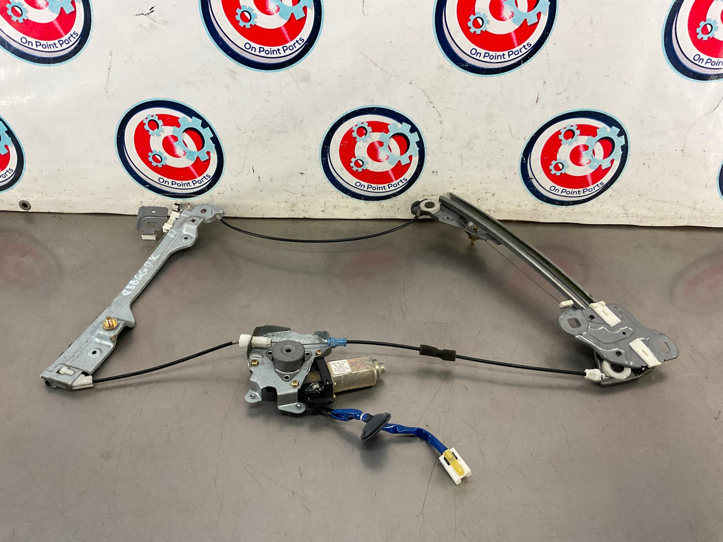 2006 Nissan 350Z Passenger Right Window Regulator Motor Assembly OEM 25BGGDK - On Point Parts Inc