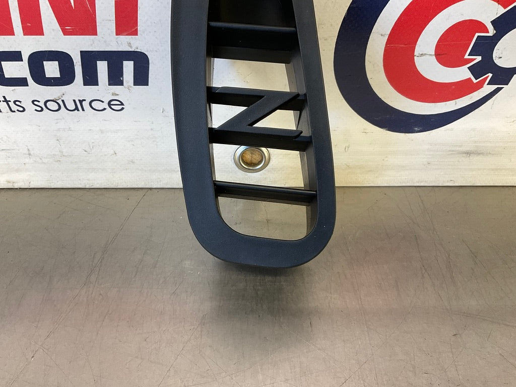 2003 Nissan 350Z Passenger Right Z Dash Vent 68420 OEM 14BBGDE - On Point Parts Inc