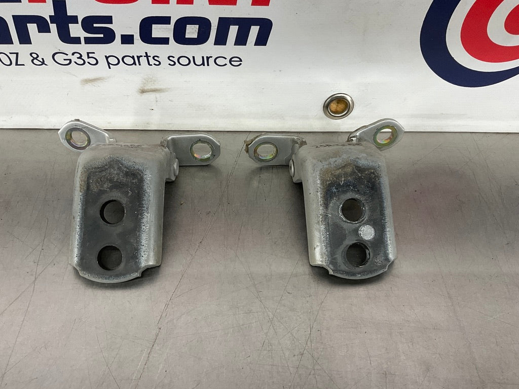 2006 Infiniti G35 Sedan Passenger Right Front Door Hinges OEM 25BJ1DE - On Point Parts Inc