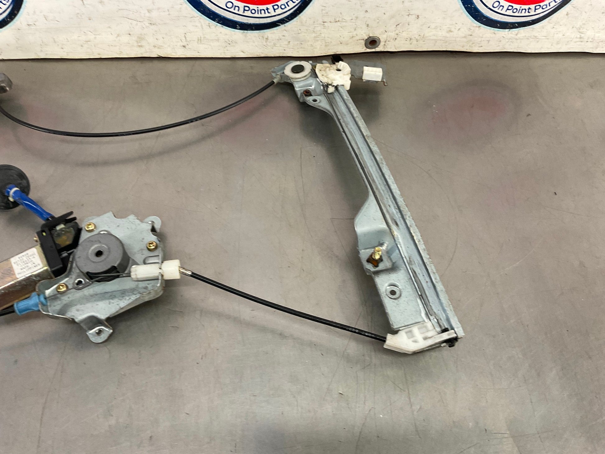 2006 Nissan 350Z Passenger Right Window Regulator Motor Assembly OEM 25BGGDK - On Point Parts Inc