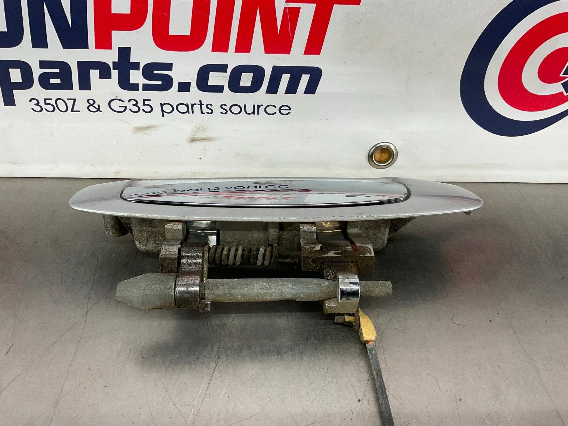 2006 Infiniti G35 Sedan Passenger Right Front Exterior Door Handle OEM 25BJ1DE - On Point Parts Inc