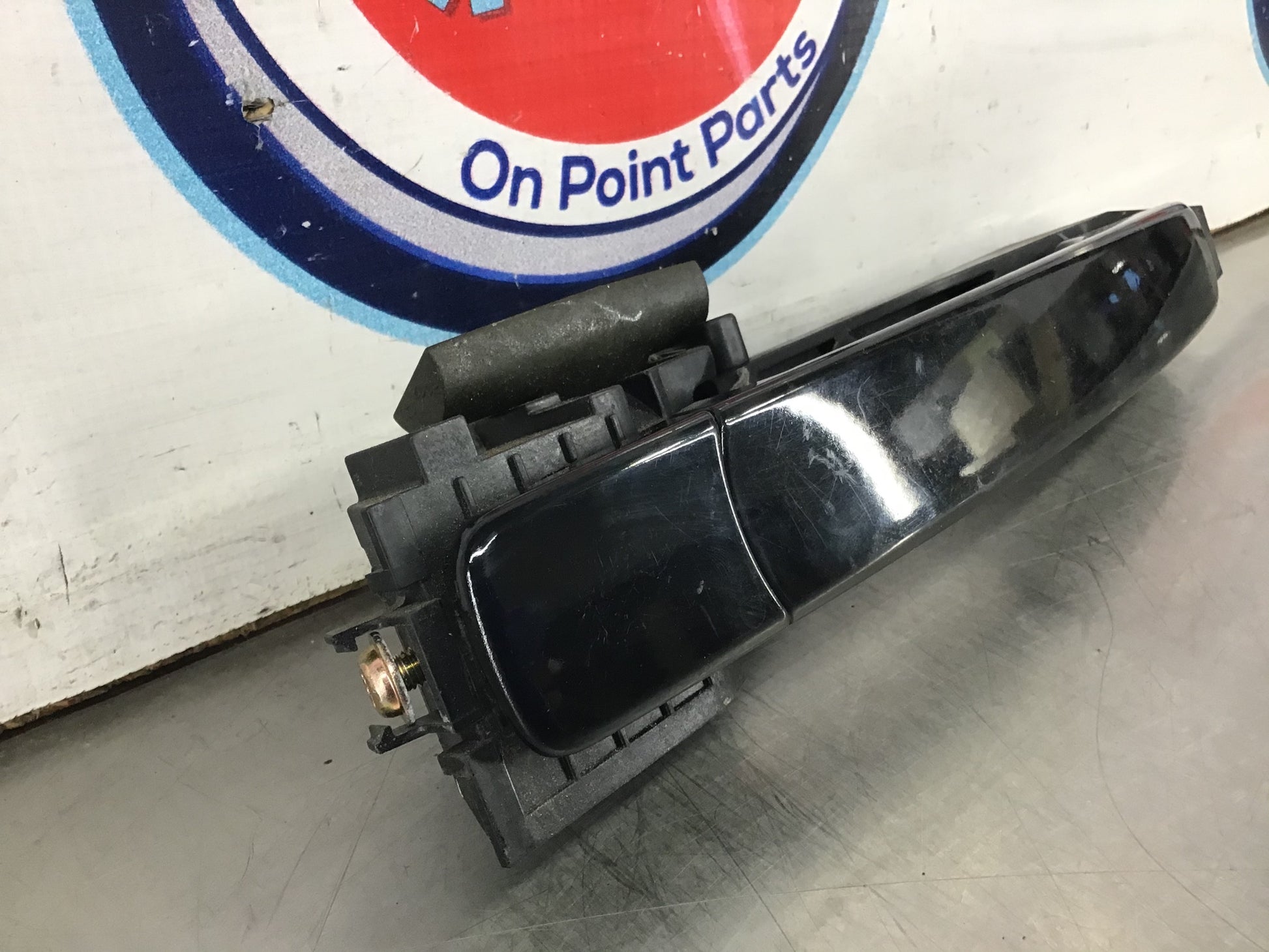2005 Infiniti G35 Passenger Right Exterior Door Handle OEM 14BDFCE - On Point Parts Inc