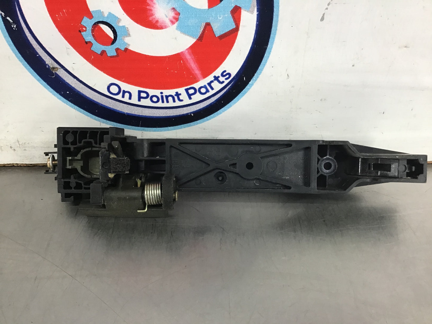 2005 Infiniti G35 Passenger Right Exterior Door Handle OEM 14BDFCE - On Point Parts Inc