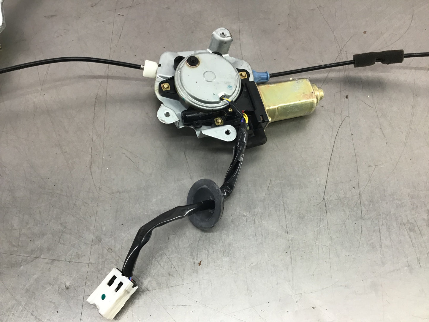 2006 Nissan 350Z Driver Left Window Regulator Motor 80731 OEM 12BD7CA - On Point Parts Inc