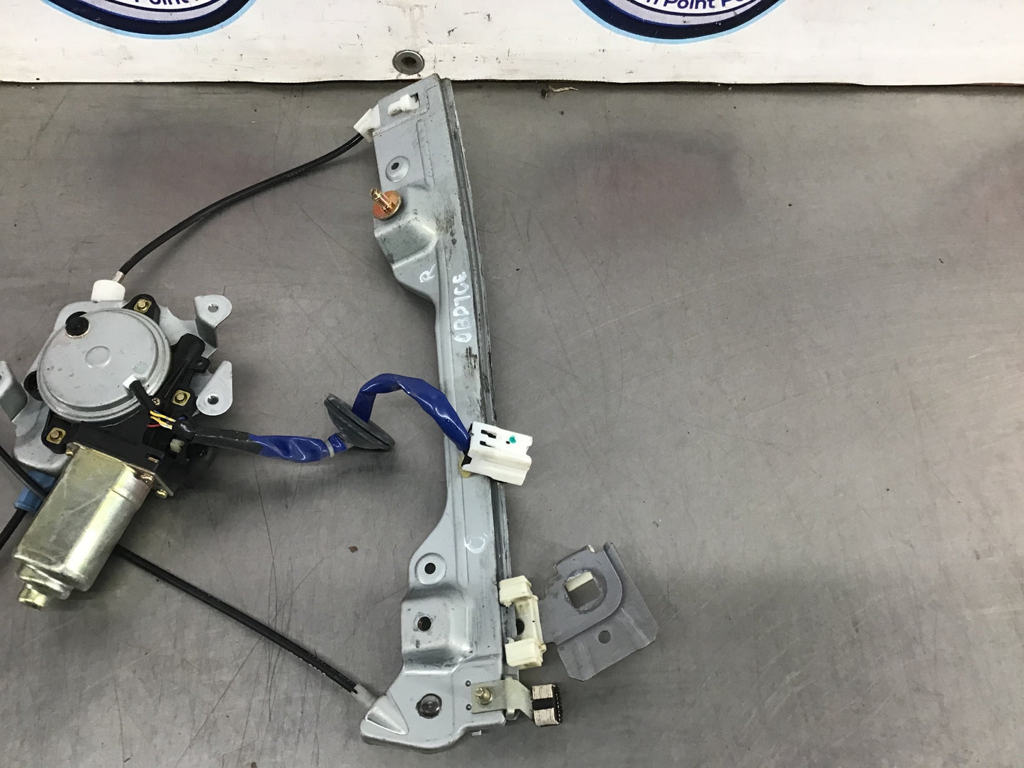 2006 Nissan 350Z Passenger Right Window Regulator Motor 80730 OEM 12BD7CE - On Point Parts Inc