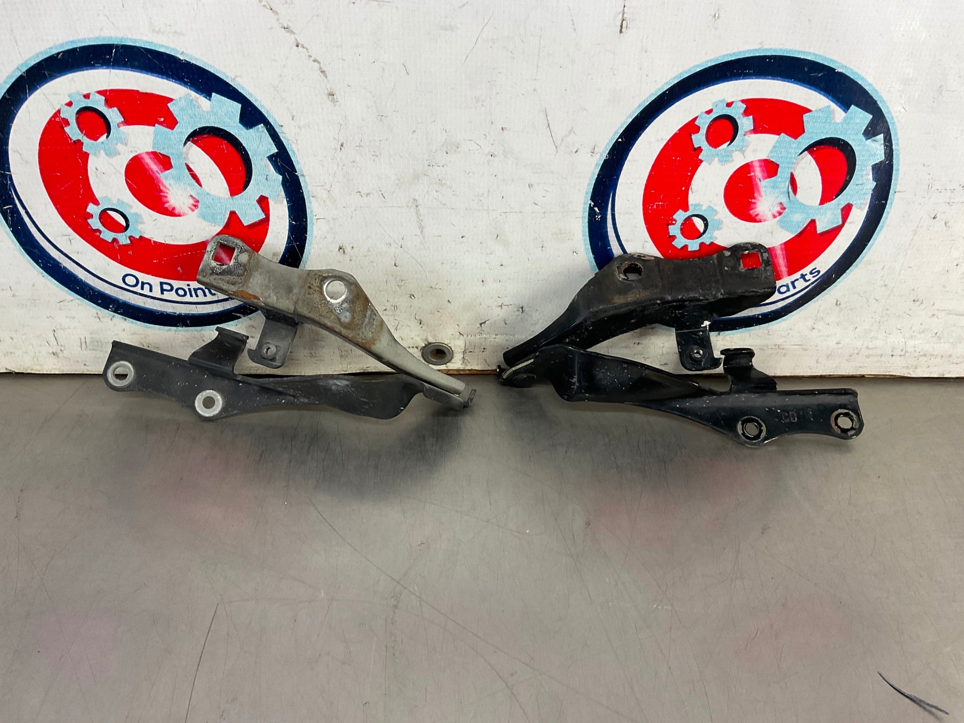 2004 Nissan 350Z Hood Hinges OEM 25BF4DI - On Point Parts Inc