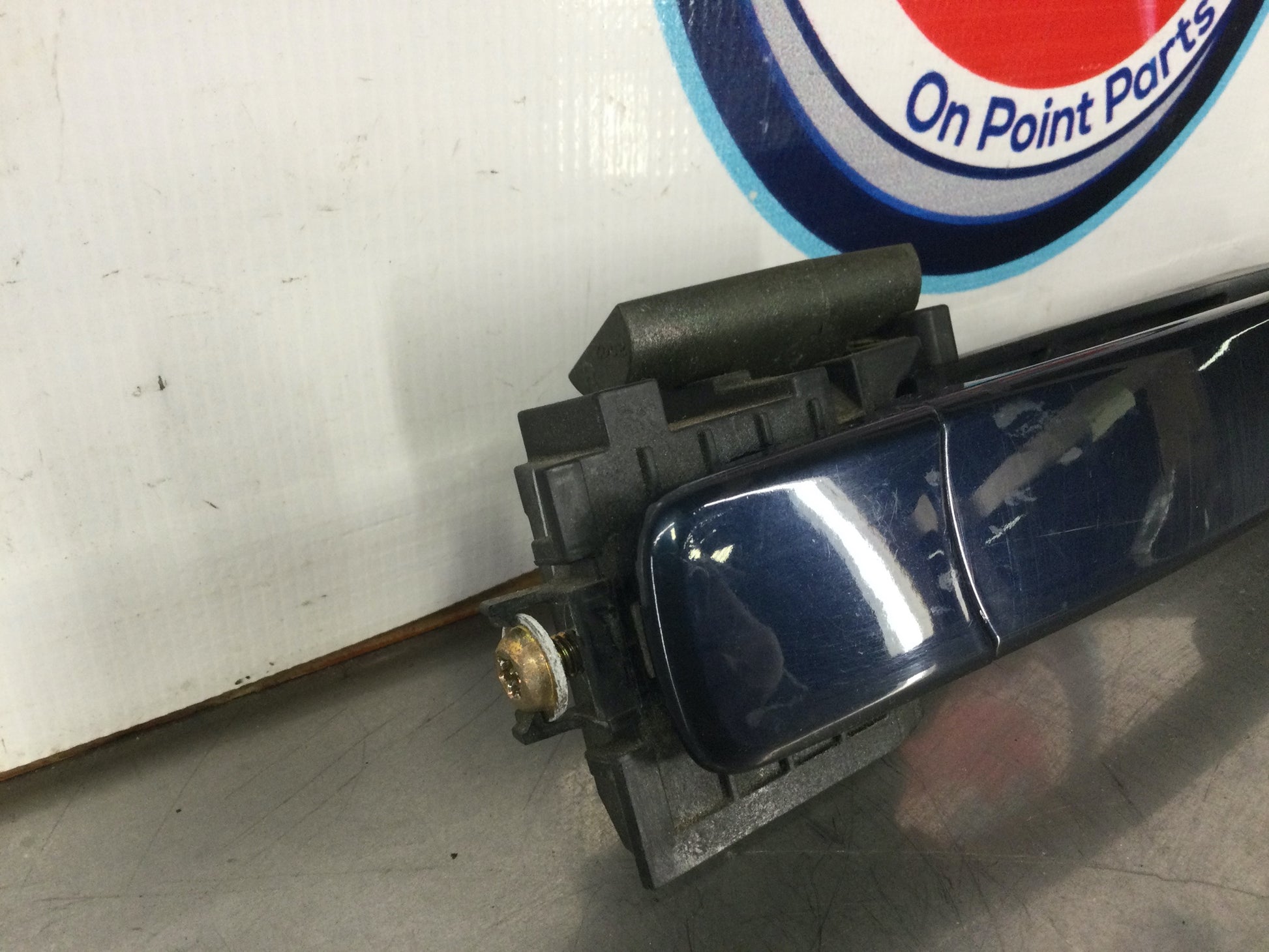 2004 Infiniti G35 Passenger Right Exterior Door Handle OEM 0BKJBE - On Point Parts Inc