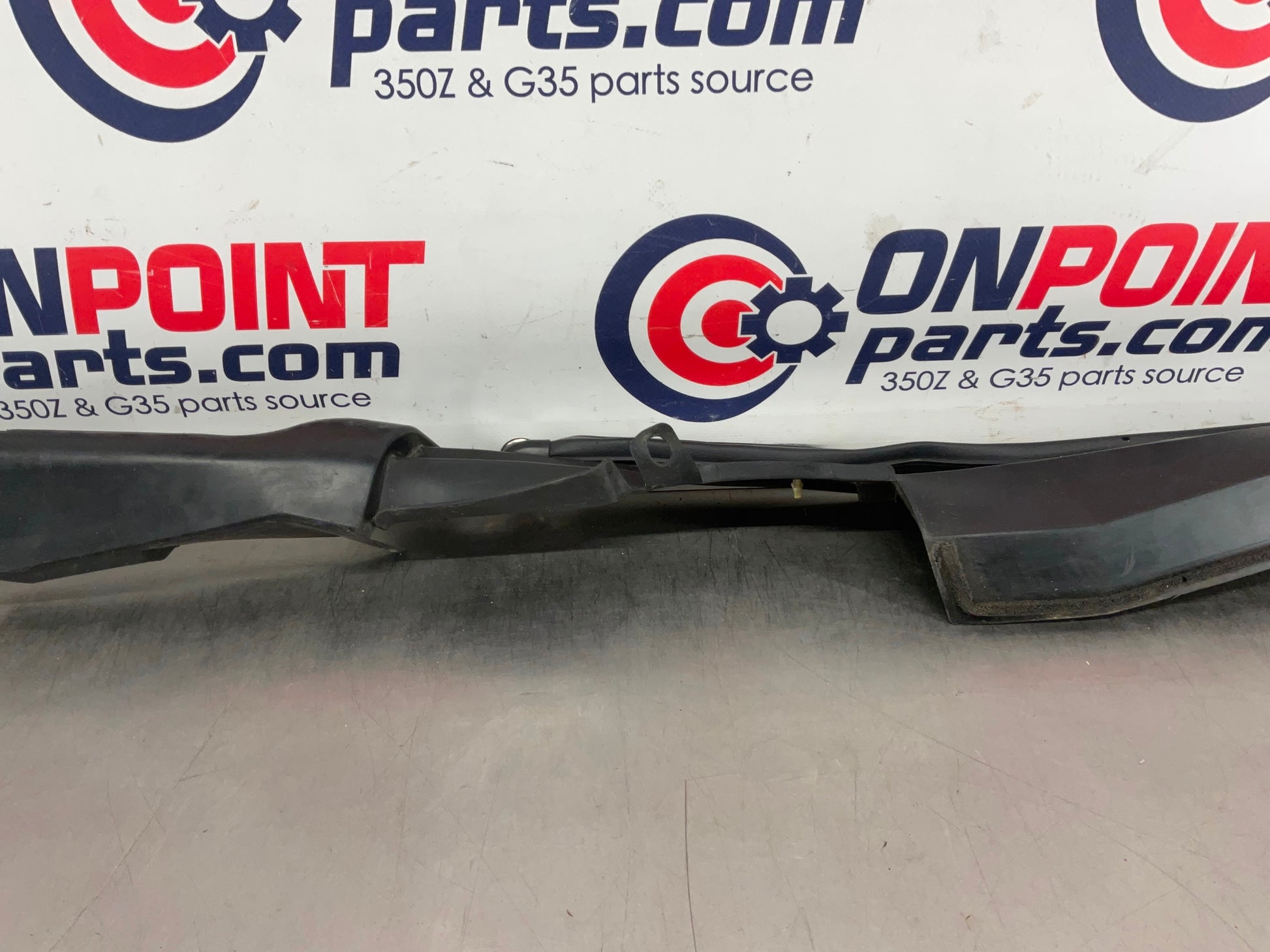 2010 Nissan 370Z Passenger Right Hood Fender Seal 65820 OEM 24BBBDK - On Point Parts Inc