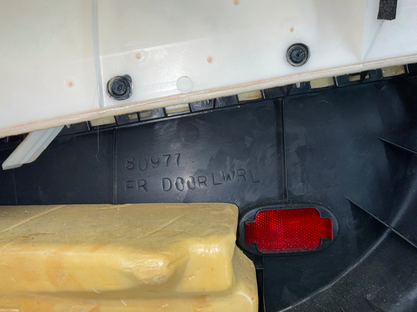 2003 Nissan 350Z Driver Left Interior Door Panel 80901 OEM 14BBGD8 - On Point Parts Inc